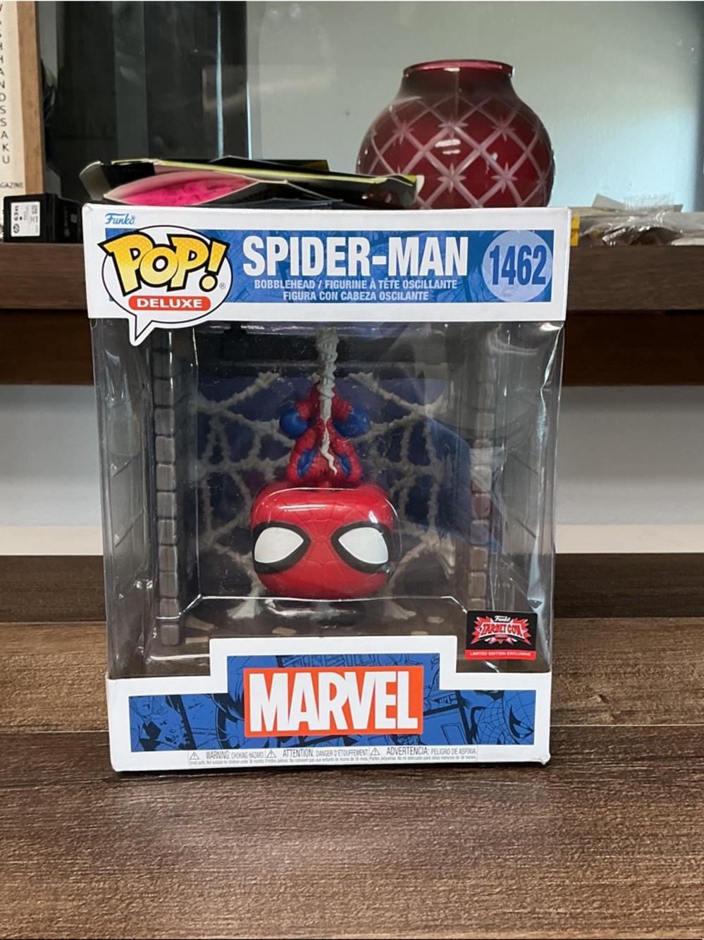 Funko Spider-Man Deluxe Bobblehead - Red & Blue